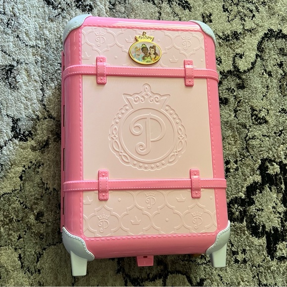 Disney Toys Disney Princess Suitcase Poshmark